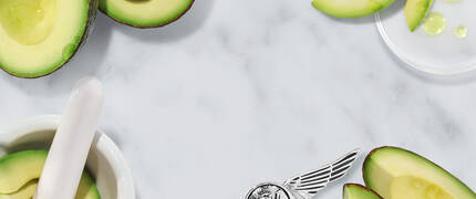 poder-nutritivo-de-la-hidratacion-rica-con-aguacate-1